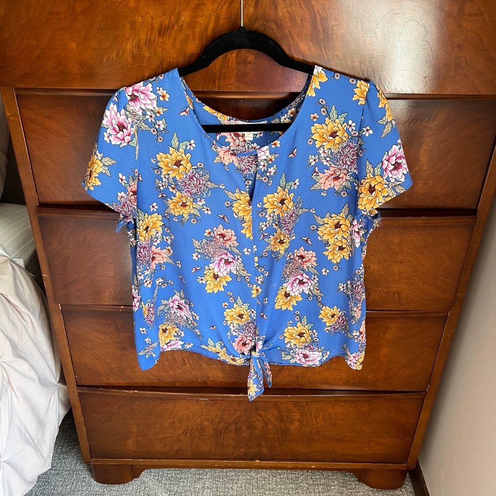 Floral top
